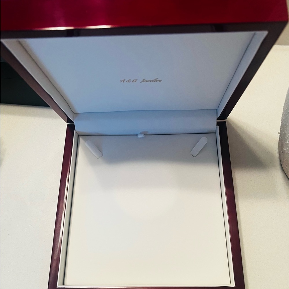 Jewelry Necklace Box